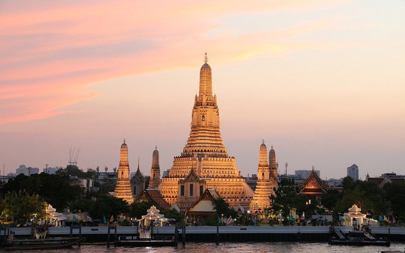 Things You Should Never Do in Thailand as a Visitor 2