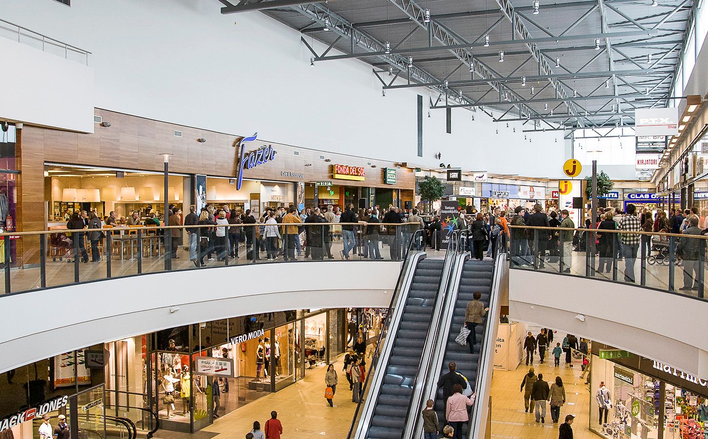Finland Retail Job Losses Will Hit 8,000 by 2026