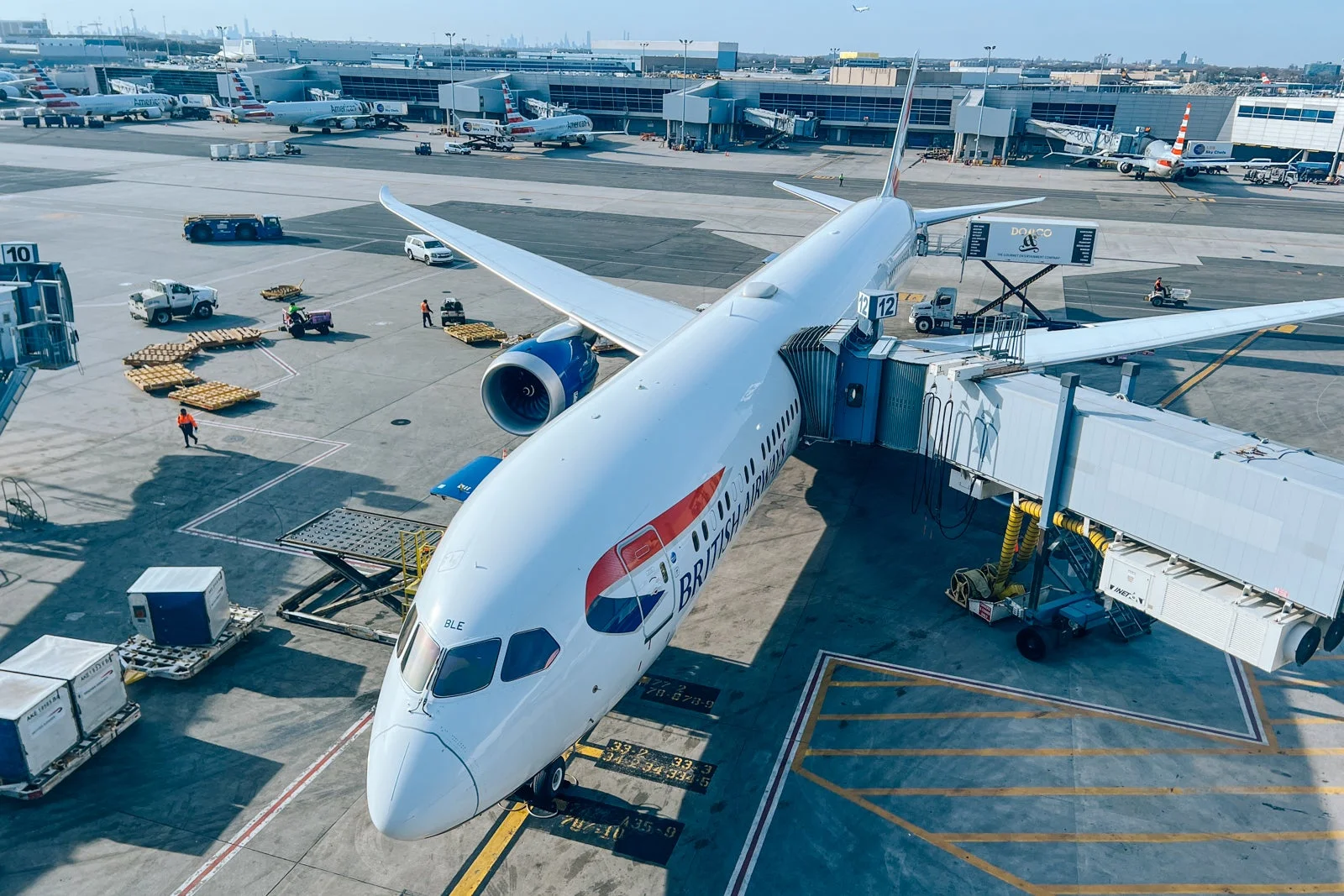 When to Book Flights for the Cheapest Prices 1 When to Book Flights for the Cheapest Prices