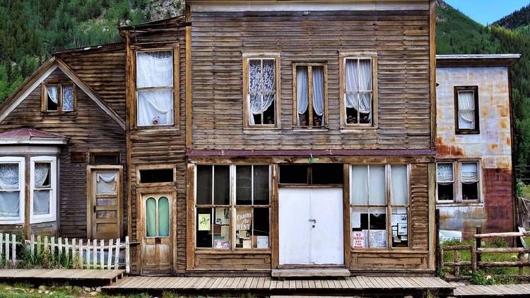 Ghost Towns in America That Refuse to Be Forgotten