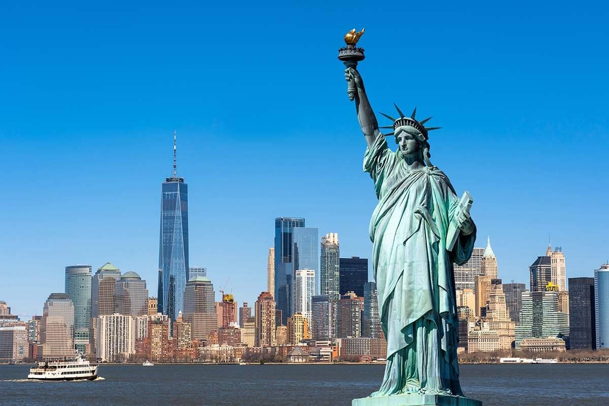 What $100 a Night Gets You in New York vs Bangkok