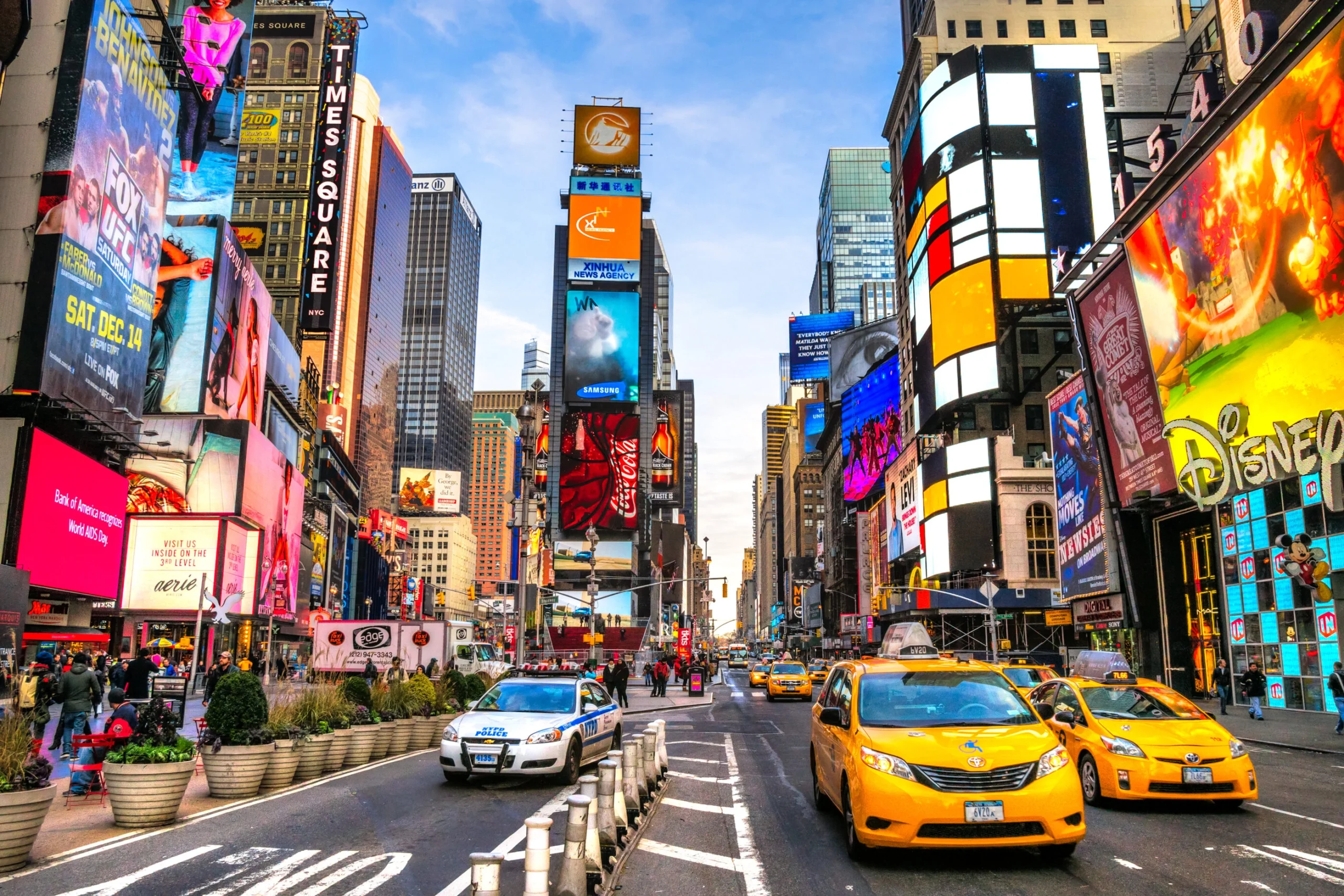 What $100 a Night Gets You in New York vs Bangkok