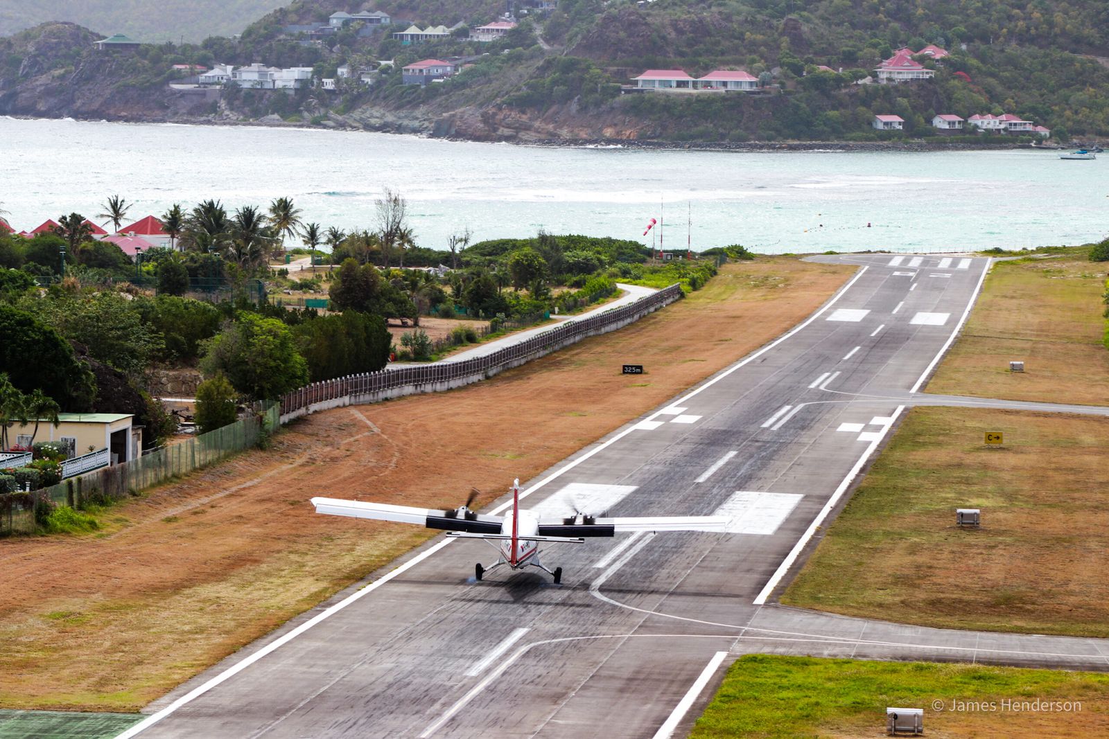 Islands with Airplane Runways on Beaches 