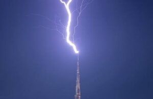 Burj Khalifa Lightning Strike Hits Dubai Amid Heavy Flooding Burj Khalifa Lightning Strike Hits Dubai Amid Heavy Flooding