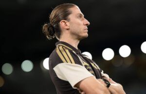 Filipe Luis Sacked by Flamengo Hours After 8-0 Victory Over Madureira Filipe Luis Sacked by Flamengo
