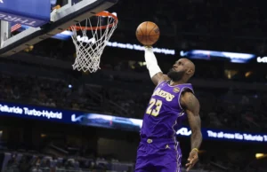 LeBron James Breaks NBA Record for Most Regular-Season Games LeBron James Breaks NBA Record for Most Regular-Season Games