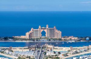 Palm Jumeirah Hotel Fire After Iranian Missile Debris Palm Jumeirah Hotel Fire After Iranian Missile Debris