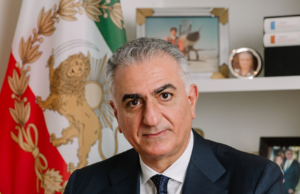 Prince Reza Pahlavi Positions Himself as Transitional Leader Amid Turmoil in Iran Prince Reza Pahlavi Positions Himself as Transitional Leader Amid Turmoil in Iran