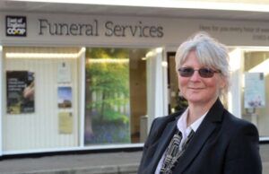 Undertaker Crushed by Scissor Lift While Working Alone at Funeral Parlour Undertaker Crushed by Scissor Lift While Working Alone at Funeral Parlour