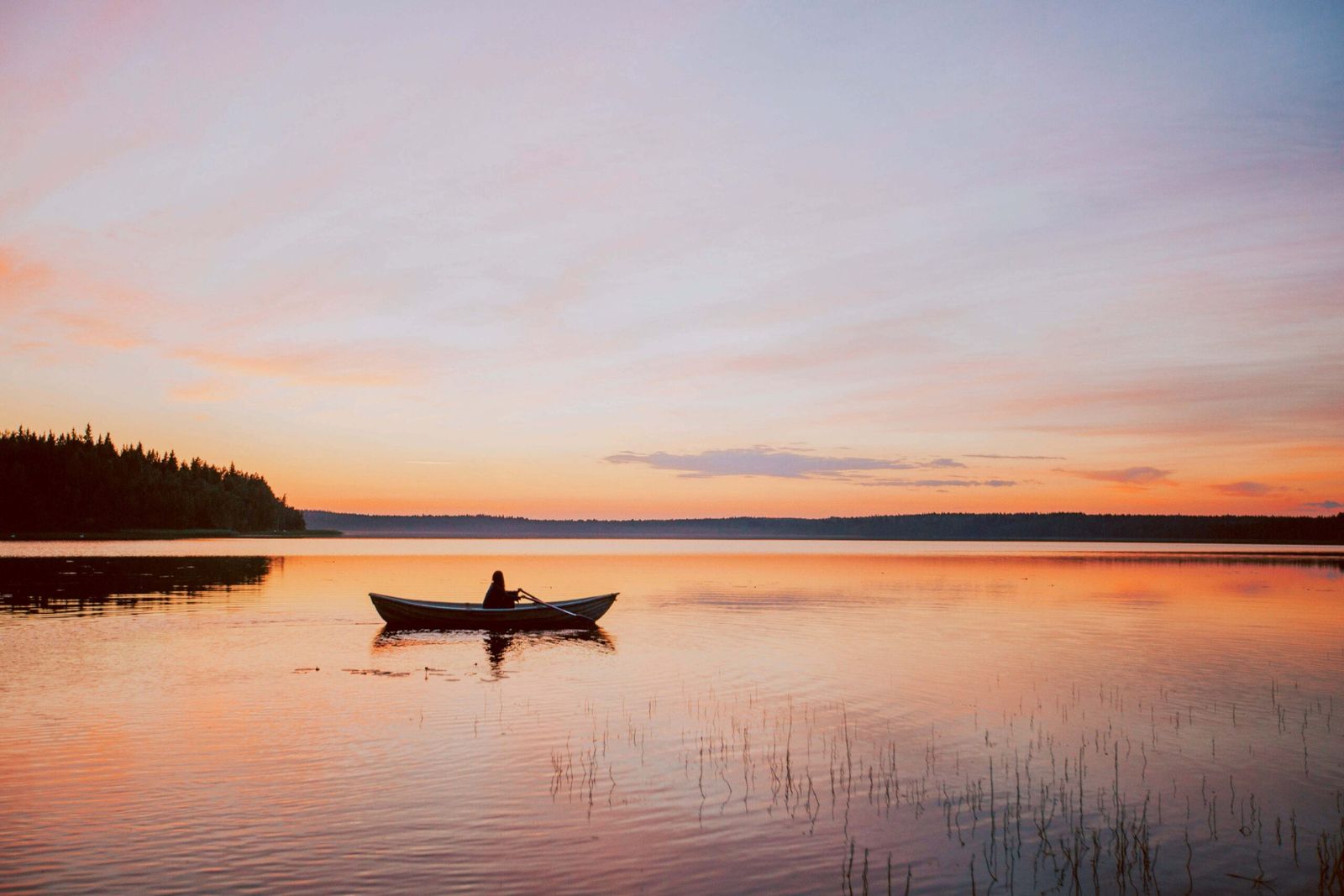 Midnight Sun Returns to Northern Finland as Lapland Enters Its Brightest Season