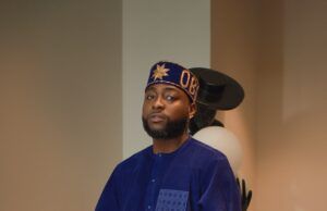 Davido’s Royal Blue Traditional Outfit Shows Why Classic Style Never Goes Out of Fashion Davido's Royal Blue Traditional Outfit Shows Why Classic Style Never Goes Out of Fashion
