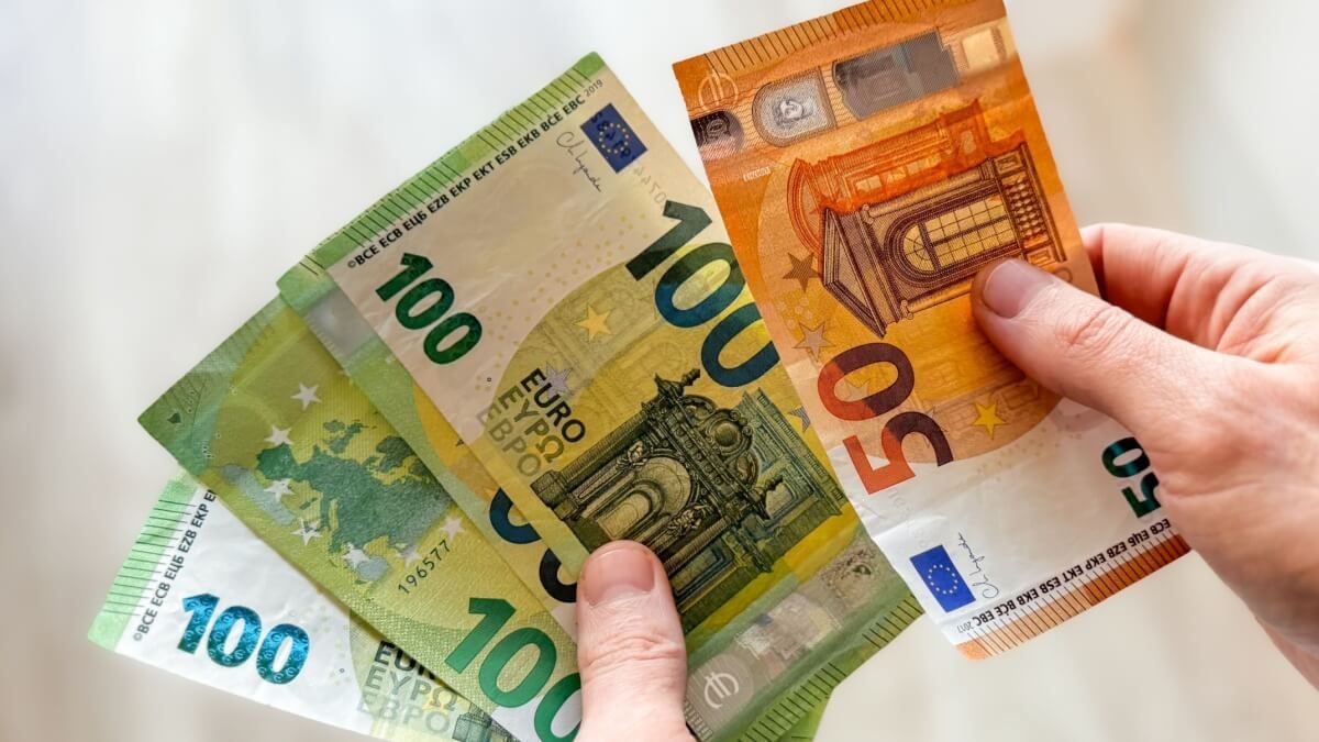 A Quarter of People in Finland Have Less Than EUR 770 in Their Bank Accounts