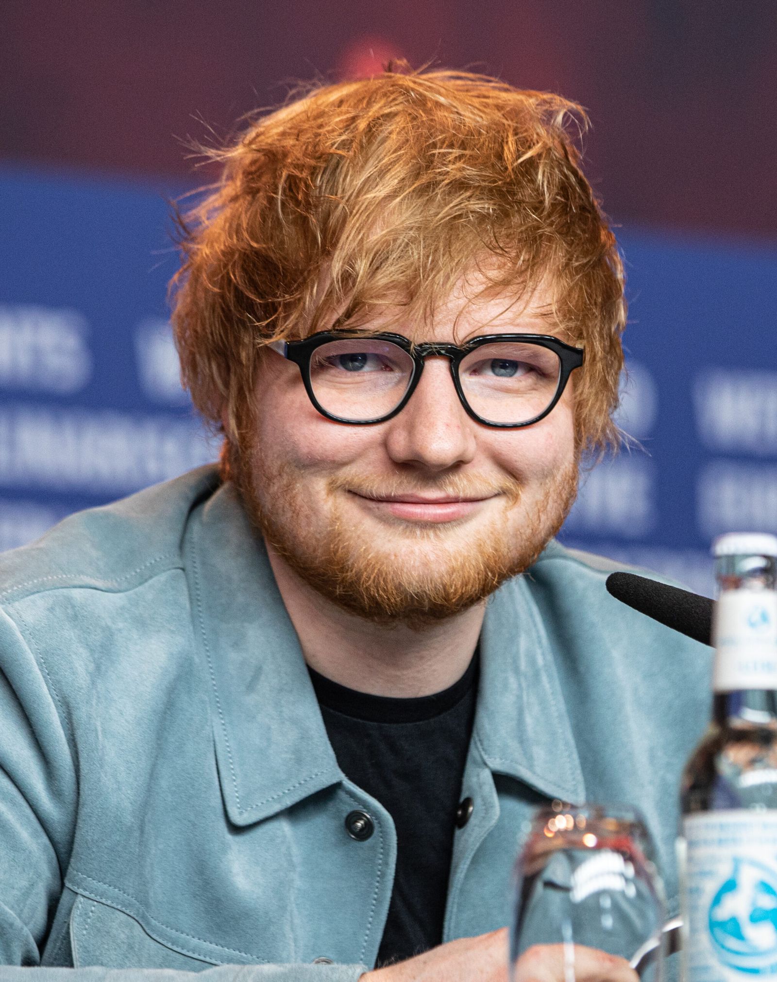 Ed Sheeran returns to stage as Macklemore fallout leaves US tour without its supporting acts 1 Ed Sheeran returns to stage as Macklemore fallout leaves US tour without its supporting acts