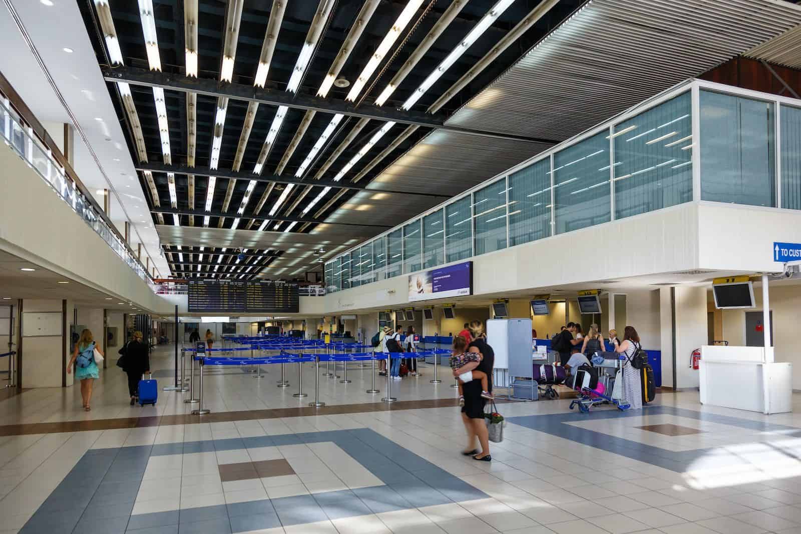 8 Most Unserious Airports in the World 2 8 Most Unserious Airports in the World