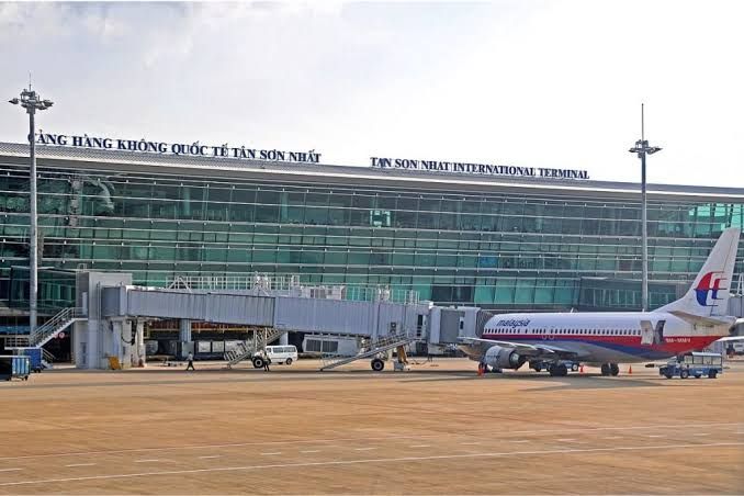8 Most Unserious Airports in the World 3 8 Most Unserious Airports in the World
