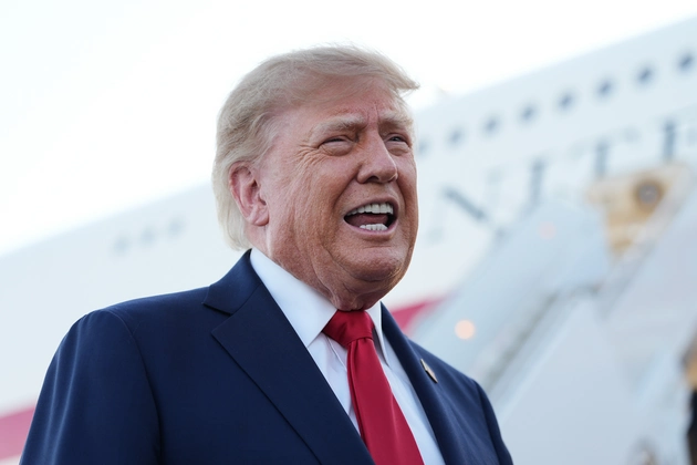 Trump bars CNN, MS NOW and Politico from White House and threatens further media bans 1 Trump bars CNN, MS NOW and Politico from White House and threatens further media bans
