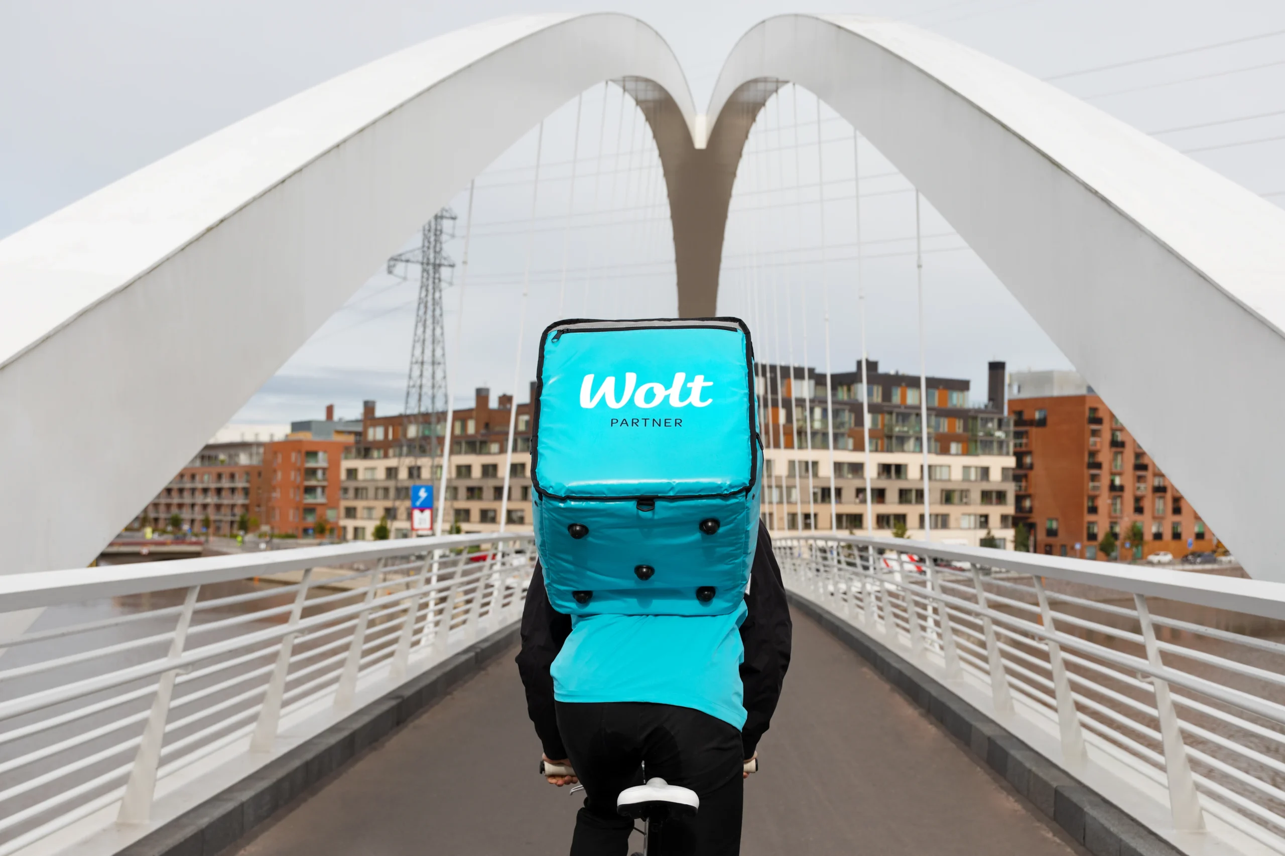Finnish unions ask Ombudsman to examine authorities' oversight of Wolt couriers 1 Finnish unions ask Ombudsman to examine authorities' oversight of Wolt couriers
