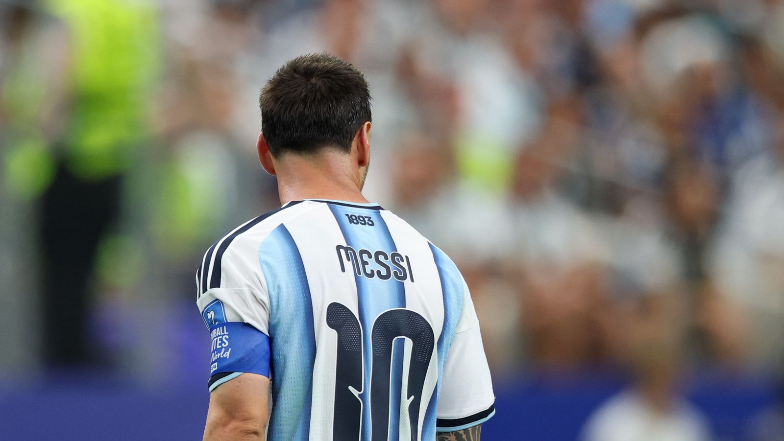 FIFA Blocks Argentina's Plan to Retire Lionel Messi's No. 10 Shirt 1 FIFA Blocks Argentina's Plan to Retire Lionel Messi's No. 10 Shirt